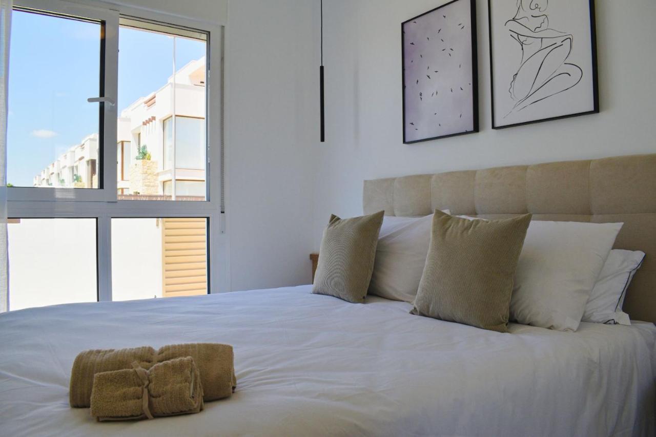 New Build Apartment On Beautiful Modern Complex Rojales Exterior foto